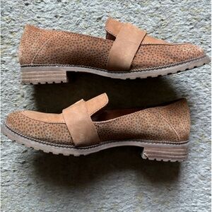 Tom’s Brown Leather Loafers Size 8